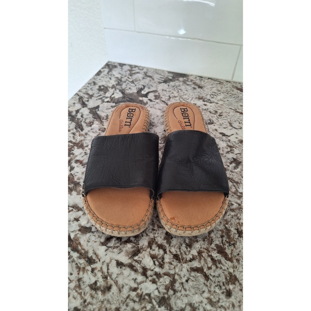 Born San Benito Flat Sandals‎ Leather Black size 6M